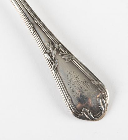 LOUCHE en argent (950). Paris, Société du...