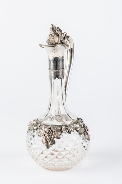 CARAFE A VIN en cristal, monture en argent...