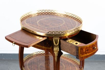 Table de salon en marqueterie de croisillons,...