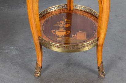 Dans le goût de Charles TOPINO
Paire de tables...
