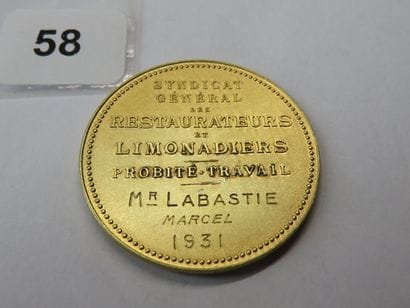 Gold medal - Syndicat Général des Restaurateurs...