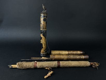 Lots of two quivers and four bamboo containers...