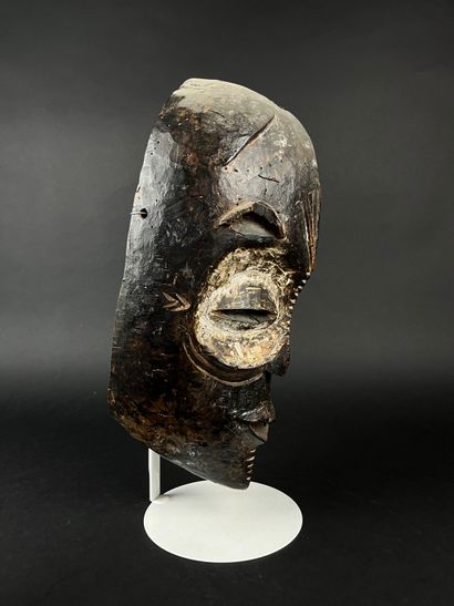 Lot of three wooden objects from Nigeria:...