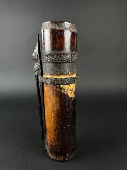 Tolor. Quiver composed of a bamboo tube and...