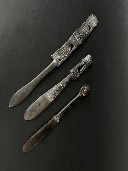 Set of three lime spatulas decorated with...