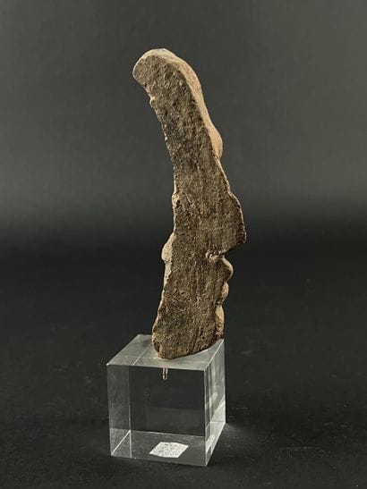 Fragmentary anthropomorphic votive head....