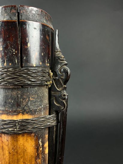 Tolor. Quiver composed of a bamboo tube and...