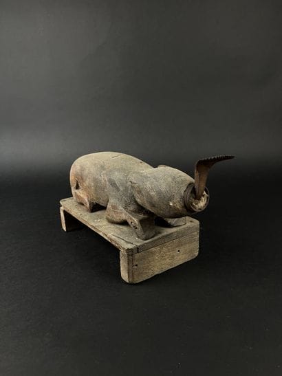 Coconut grater representing a pig, wood and...