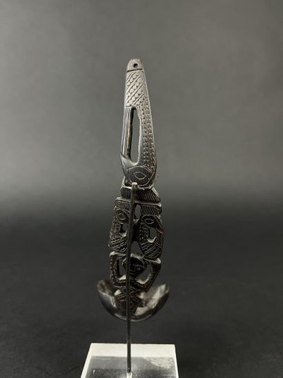 Lot of six spoons: One in shell and silver...
