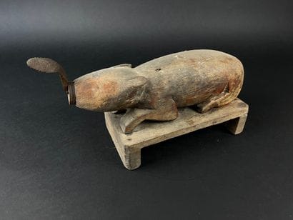 Coconut grater representing a pig, wood and...