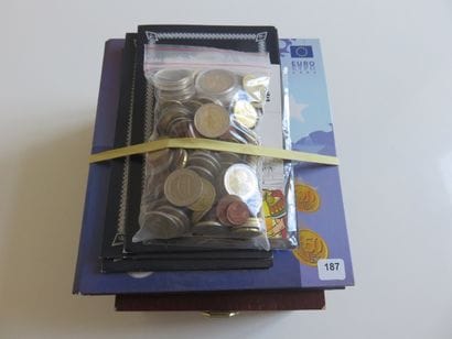 Monnaies - Euros - Collection de monnaies...
