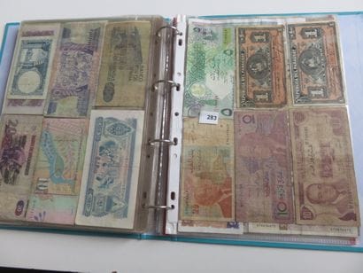 Banknotes - Lot of 238 various banknotes...