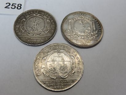 Tokens - Lot of 3 silver tokens: Collège...