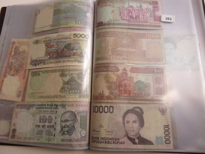 Banknotes - Collection of 179 various banknotes...