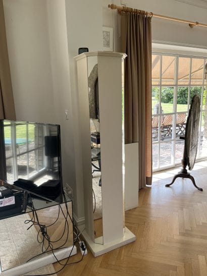 Pair of rectangular columns in cream lacquered...