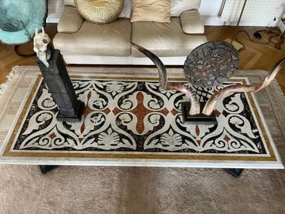 Rectangular coffee table in 