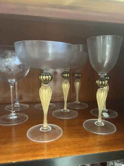 Set of crystal glasses including: 
- 8 crystal...