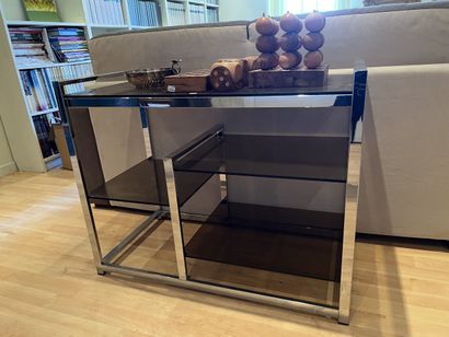 Console, la structure en métal chromé, les...