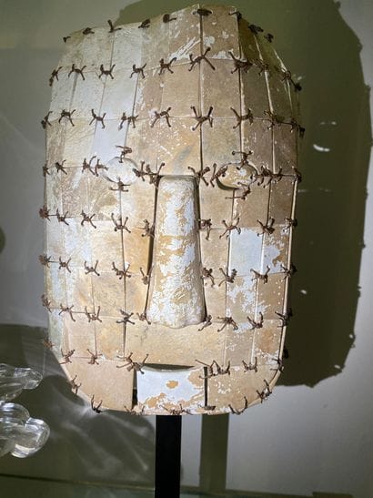 CHINA
Jade death mask 
Height 25 cm Width...
