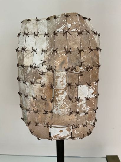CHINA
Jade death mask 
Height 25 cm Width...
