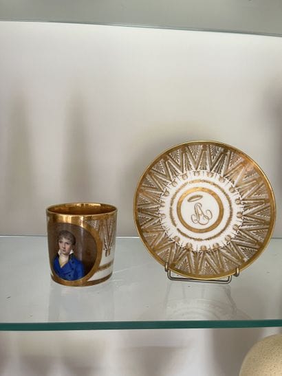 PARIS 
Porcelain litron cup and saucer, the...