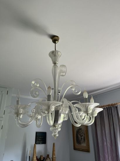 Venetian glass chandelier with eight arms...