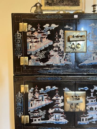Three-part lacquered wood cabinet with polychrome...