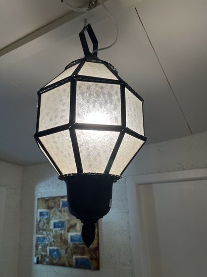 Petite lanterne en métal et verre (manque...
