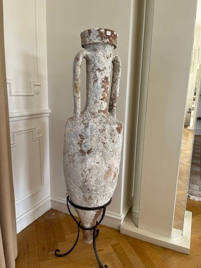 Beautiful DRESSEL 1A type marine amphora....