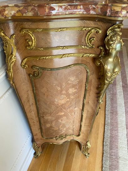 Buffet curved on the front and sides with...