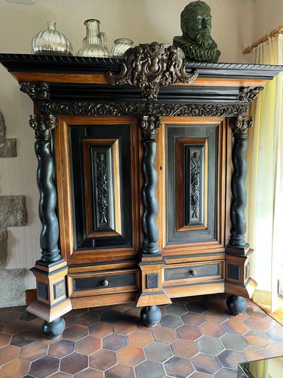 Cabinet by KUSSENKAAST in mahogany, mahogany...