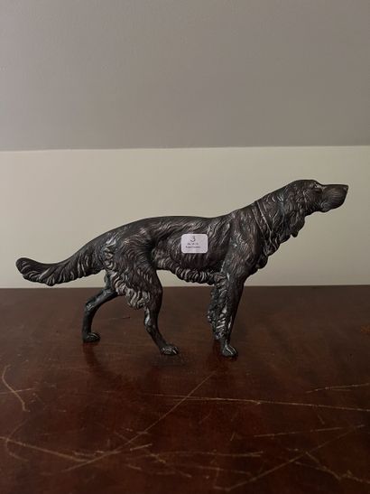 Set comprising a bronze hunting dog (partially...