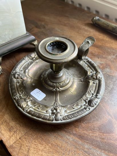 Set comprising a brass and alabaster lamp...