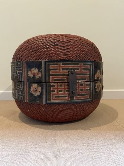 CHINA, early 20th century 
Red lacquered...