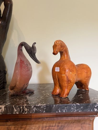 Set comprising a bird in red and orange pâte...