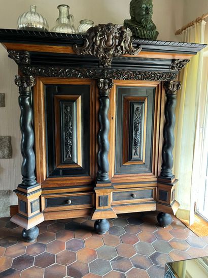 Cabinet by KUSSENKAAST in mahogany, mahogany...