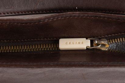 CELINE 
Sac vintage baguette, porté épaule...