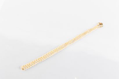 Necklace with 107 cultured pearls, diameter...