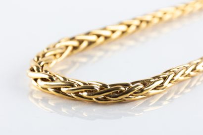 Yellow gold necklace, palm drop link. Lobster...