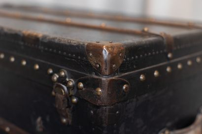 LOUIS VUITTON - Circa 1920
Malle de voyage...