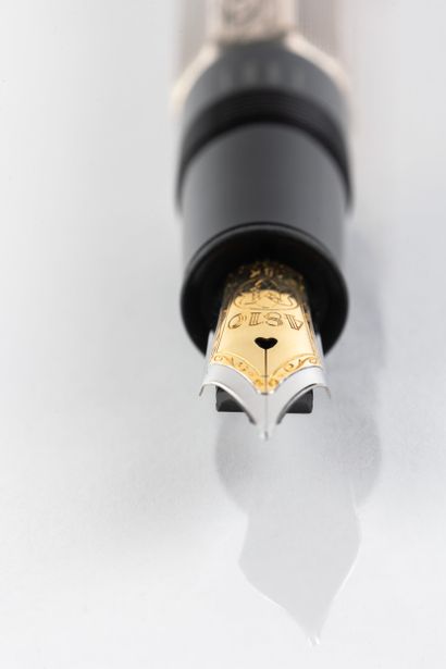 Stylo plume MONTBLANC. Edition limitée Lorenzo...