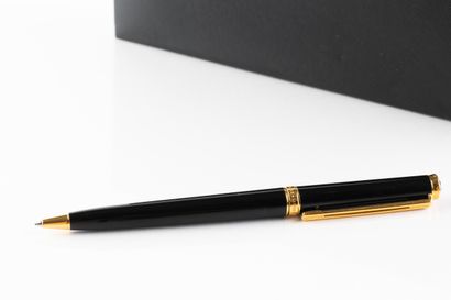Stylo roller MONTBLANC « Noblesse Oblige...