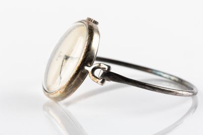 Montre bracelet TISSOT en argent - vers 1970....