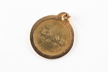 PAGELI 
Médaille en or jaune figurant la...