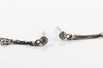 Paire de boucles d'oreilles pendantes en...