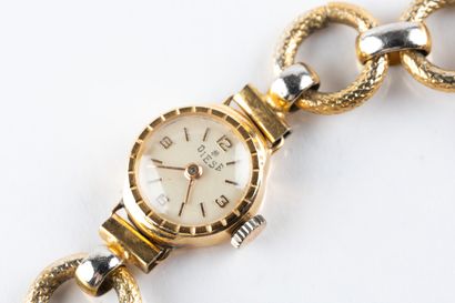 DIESE- vers 1960/65. 
Montre bracelet en...