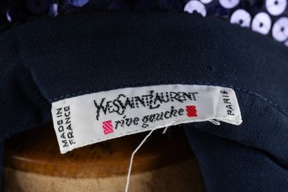 YVES SAINT-LAURENT - Rive Gauche
Haut à sequins...