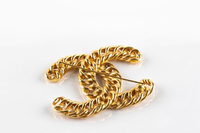 CHANEL
Broche CC vintage modèle CC chaine...
