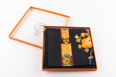 HERMES
Carré 90 en twill de soie, modèle...