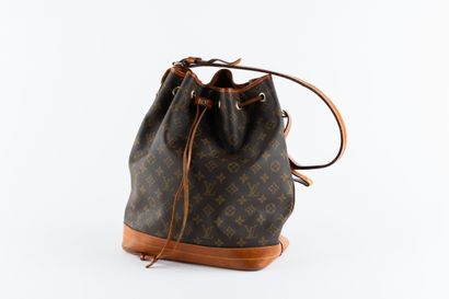 LOUIS VUITTON
Sac modèle Noé en toile monogram...